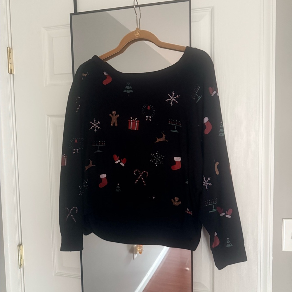 Chaser 🌲 holiday sweatshirt - Picture 12 of 12
